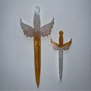 Gold and Silver Angel Wing Wall Decor Set